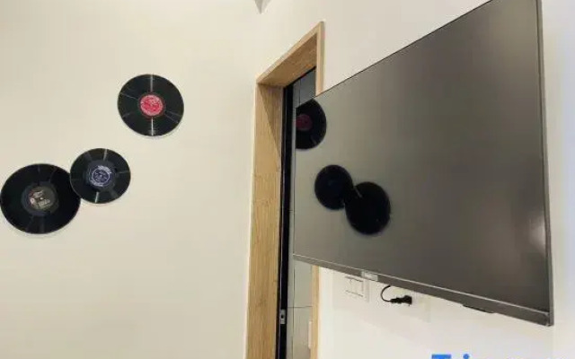 Paw-some Hostel