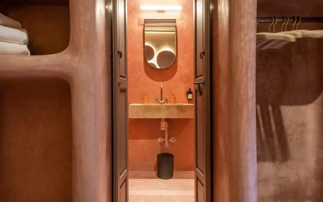 Riad Brummell Medina