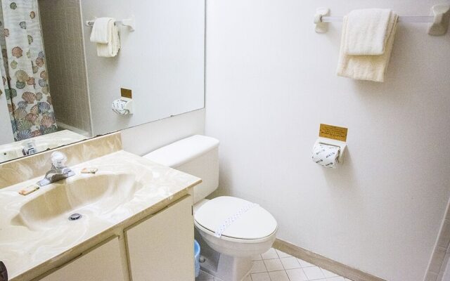 Clubview Country Club 2 Bedroom Condo