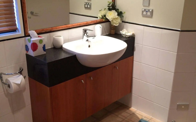40 Thornycroft Street Bed and Breakfast