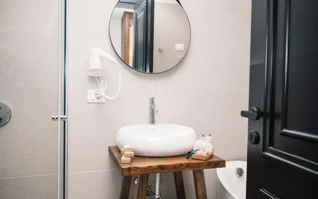 KAAB Boutique Hotel