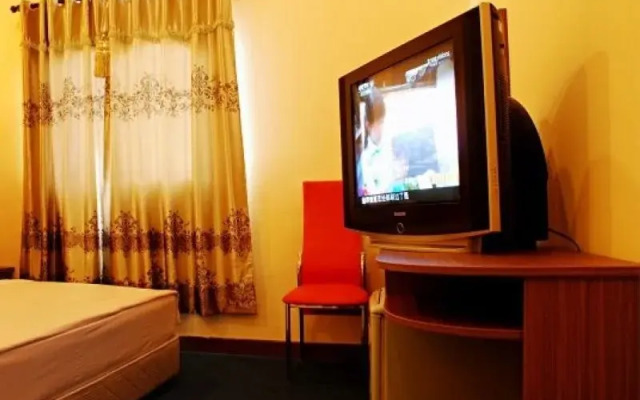 Nhat Quynh 1 Hotel