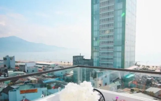 Crystal Le Apartment