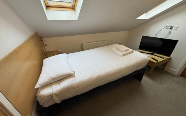 Gidea Park Hotel