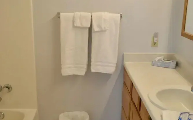 Pioneer Inn Guesthouse