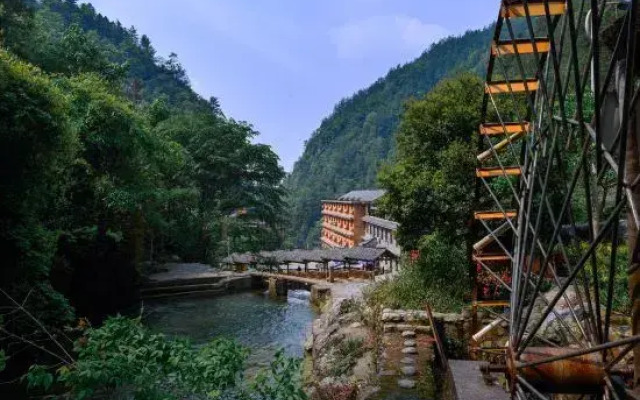 Chunjixia Resort