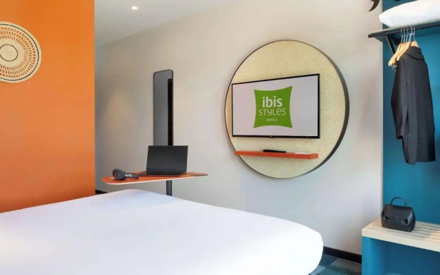 Ibis Styles Miramas - Provence