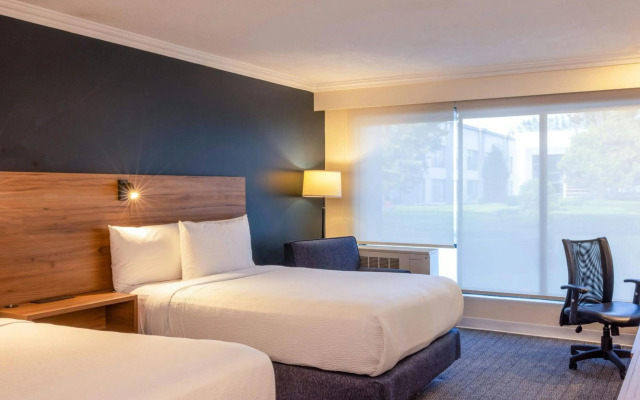 Courtyard by Marriott Toluca Airport
