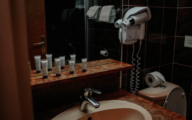 Hotel Crystal Reims Centre