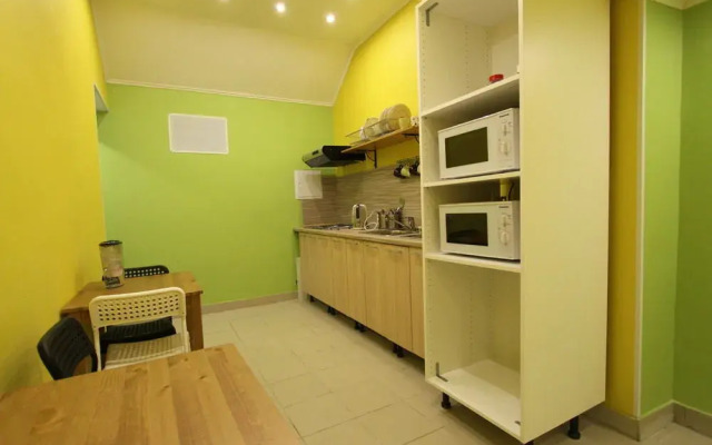 Polyanka Hostel