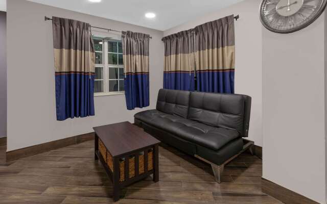 Microtel Inn & Suites by Wyndham Baltimore BWI Airport