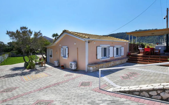 Rontos House, seaside