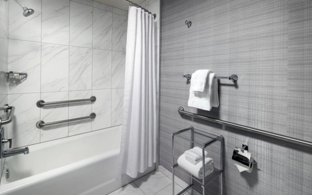 Sheraton Grand Los Angeles