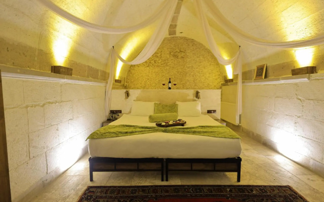 Ortahisar Cave Hotel