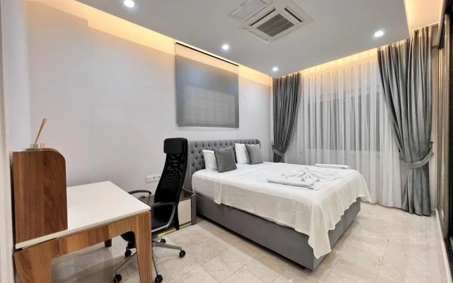 Luxury 7-bed Villa With Pool and Jacuzzi, Fethiye