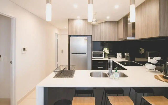 ZEN CENTRAL CBD - 3 Bedroom Apartment