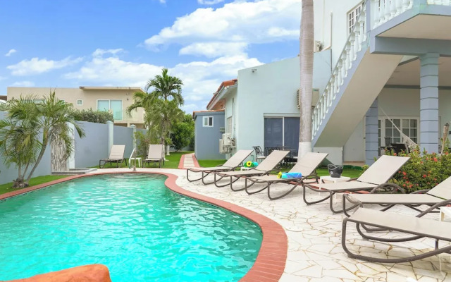 Homey Vacation Retreat