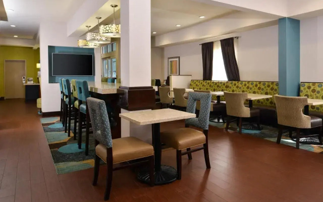 America's Best Inn Montgomery Carmichael