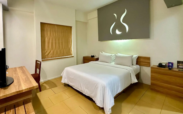 Sparks Life Jakarta, ARTOTEL Curated