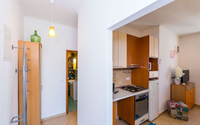 Apartments & Room Frane