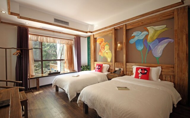 Zhangjiajie One City One Inn