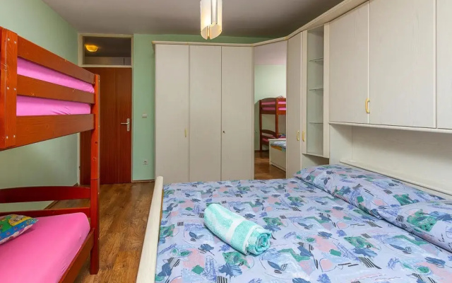 Amazing Apartment in Porec With Wifi and 2 Bedrooms - Apartment in Porec - Photo 5