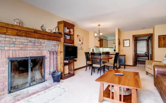 Sunrise Mountain Village - W Glade Unit J-1 at Killington