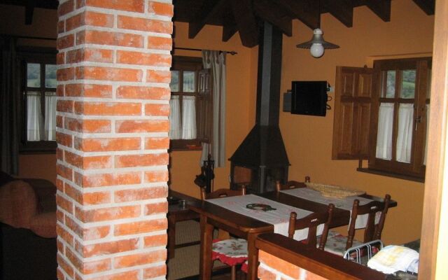 Apartamentos Rurales La Portiella