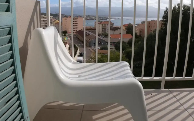 La Terrasse De Saint-Jean