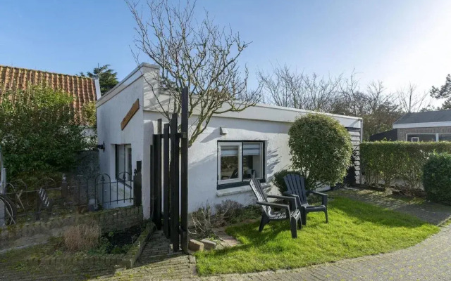 Comfy Holiday Home Near sea