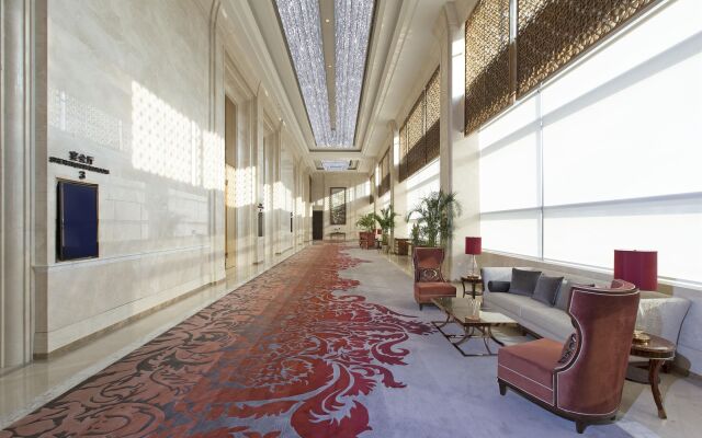 Sheraton Grand Wuhan Hankou Hotel