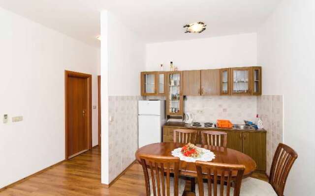 Guest House Kalauz