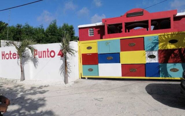 Hotel Punto 4