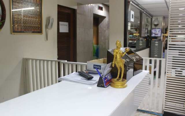 Business Inn Sukhumvit 11 Nana