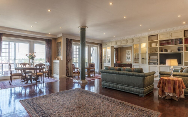 San Pietro Exclusive Panoramic Flat