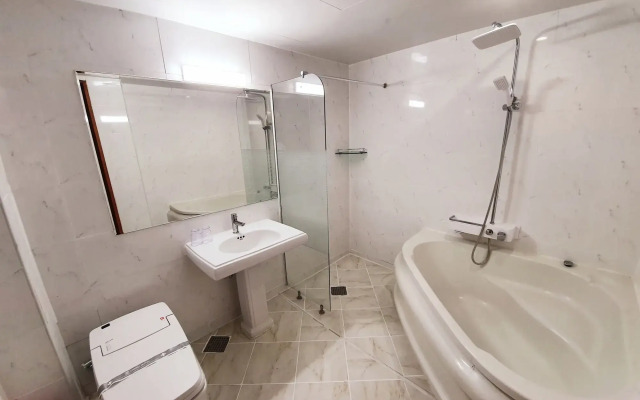 Uneed Hotel