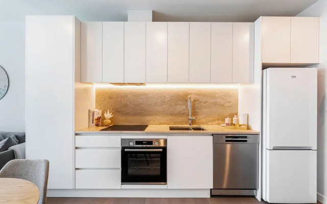 Chic 1Br Apt With Pool And Gym Perks