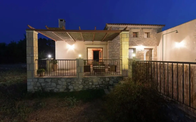 Villa with Private Swimming Pool near Gerani Sea Beach