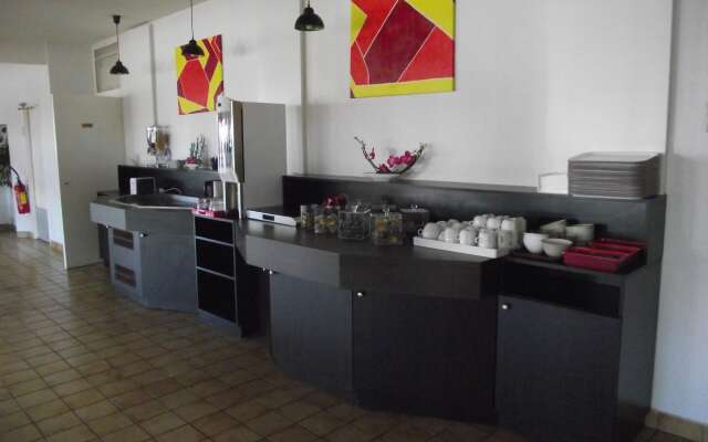 Premiere Classe Troyes La Chapelle Saint Luc Hotel