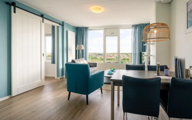 2 Person Apartment With Island View