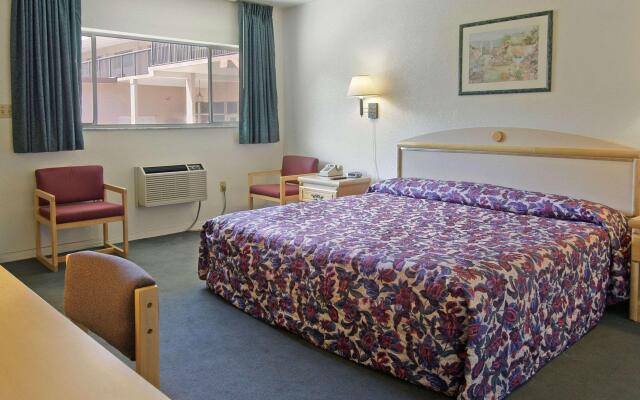 Gainesville Days Inn