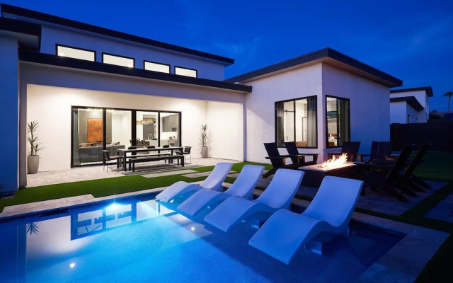 Ember-pool Heat Available-in North Scottsdale