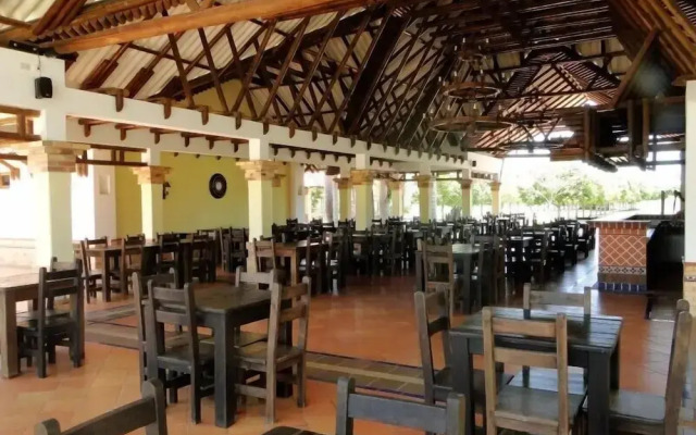 Hotel Campestre Los Chiguiros