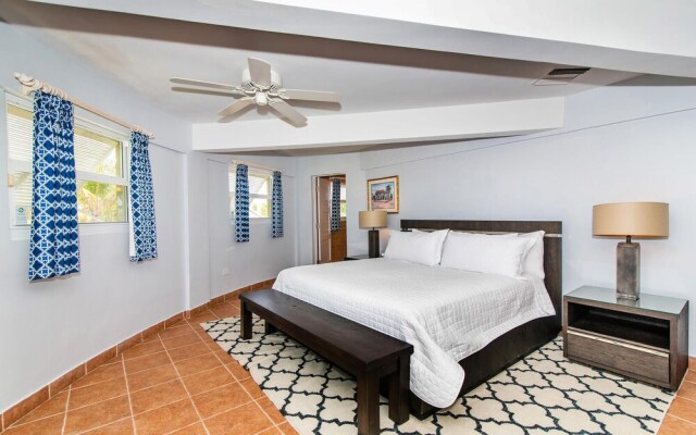 Cayman Castle & Guesthouse