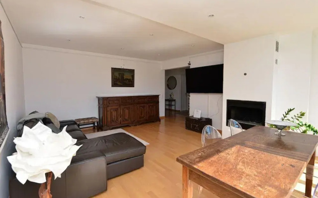 Luganos Hills Apartment