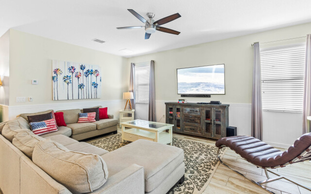 1546MVD00, Davenport , US