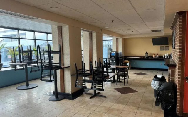 Comfort Inn & Suites Prince George - Fort Gregg