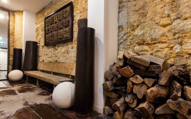 The Old Stables Chiado Apartments