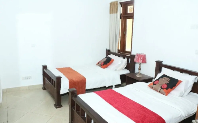 Wild Flower Apartment