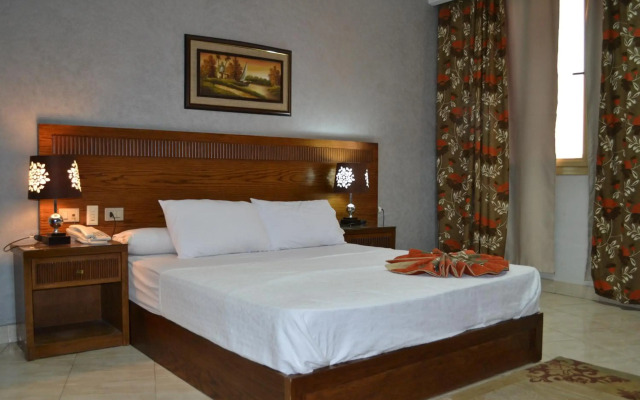 Glorious Hotel